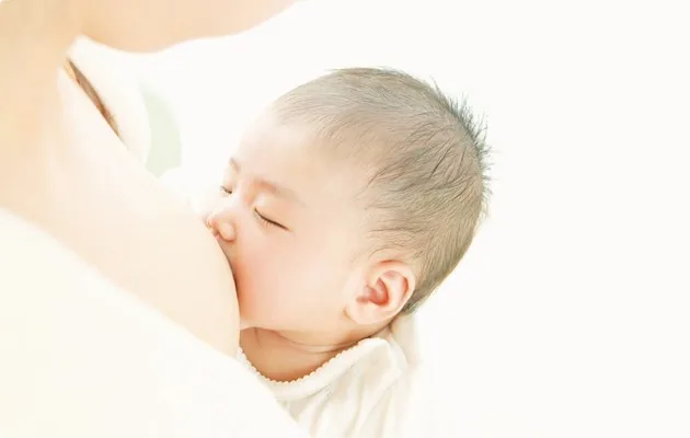 Pigeon baby bottle